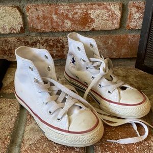 Used white high tops converse. Small Kids size 11
